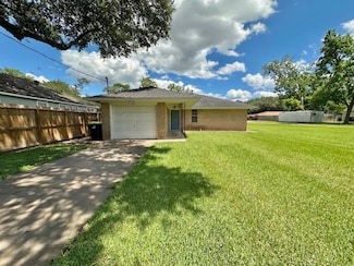 626 N Resident St, Wharton, TX 77488