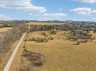 8009 Palmore Hollow Pvt Ln, Nolensville, TN 37135