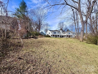 28 Crestview St, Asheville, NC 28803