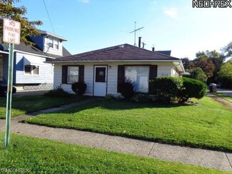 4029 E 27th St, Newburgh Heights, OH 44105