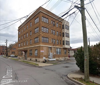 10 W Dorrance St, Kingston, PA 18704