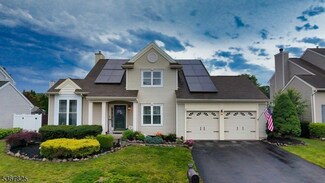 12 Wood Duck Cove, Oak Ridge, NJ 07438