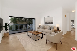 8324 Regents Rd Unit 3O, San Diego, CA 92122