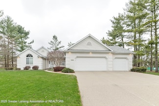 12735 Kingsgate Way, Grand Ledge, MI 48837