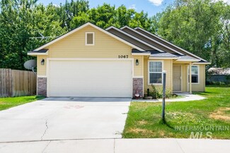 1067 W Butterfield St, Weiser, ID 83672