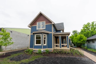 324 W Mishawaka Ave, Mishawaka, IN 46545