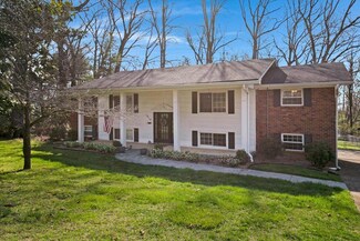 1614 James Blvd, Signal Mountain, TN 37377