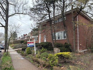 5939 Phillips Ave, Pittsburgh, PA 15217