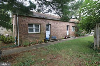 207 Columbia Ave, Newfield, NJ 08344