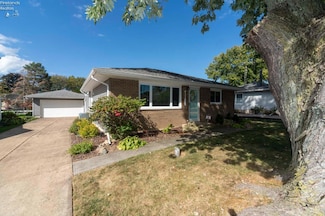 2078 Willow Cove Dr, Lakeside Marblehead, OH 43440