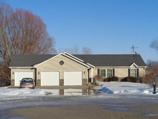 1676 Highway T 38 N Unit 50, Grinnell, IA 50112