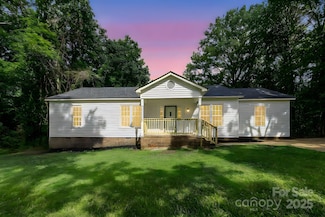 442 Lovelace Rd, Rock Hill, SC 29730