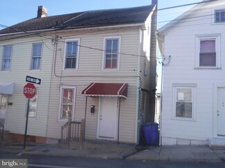 146 High St, Hagerstown, MD 21740