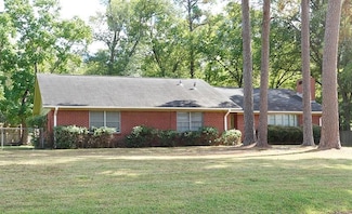 1103 Jefferson Ave, Lufkin, TX 75904