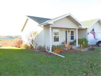 382 Cedar St, Baldwin, WI 54002