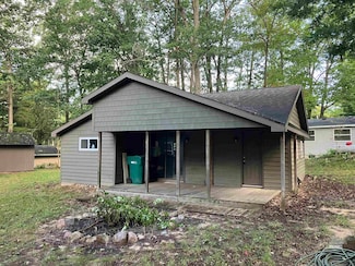 5341 Ferndale St, Harrison, MI 48625