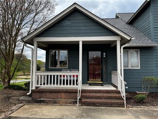 101 Fairway Oaks Ln Unit A, Easley, SC 29642
