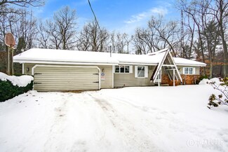 8245 Holton Rd, Holton, MI 49425