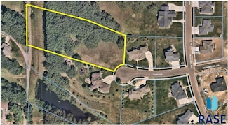 5500 E York Cir, Sioux Falls, SD 57110