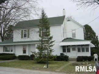 8173 Cr-3900 E, New Holland, IL 62671