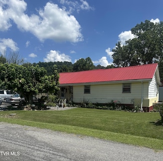 244 State Route T 1016, Dungannon, VA 24245