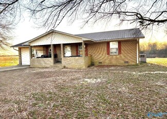 2867 County Road 24, Crossville, AL 35962