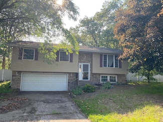 10320 N 477 E, Demotte, IN 46310