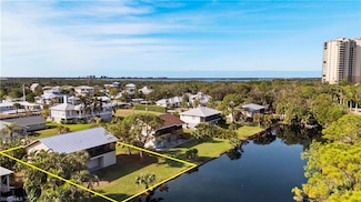 4748 Pembrooke Ln, Bonita Springs, FL 34134