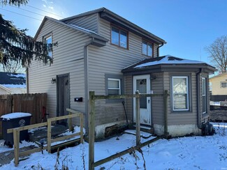 1733 Purdue Dr, Fort Wayne, IN 46808