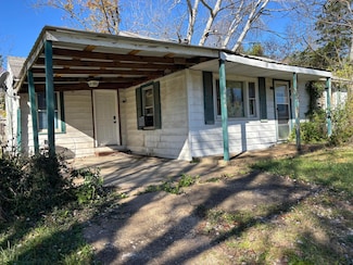 1019 Chestnut Ave, Cabool, MO 65689