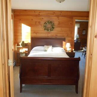 58 Maple Crest Rd, Barre, VT 05641