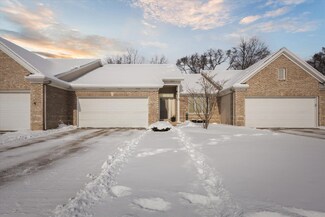 2145 Krislin St, Grand Rapids, MI 49505