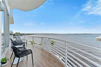 51 SE Seminole St Unit 302, Stuart, FL 34994
