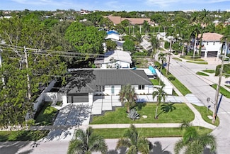 699 NE 70th St, Boca Raton, FL 33487