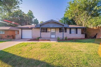 621 SW 1st St, Moore, OK 73160