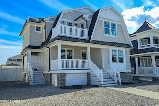 8 Pennsylvania Ave, Lavallette, NJ 08735