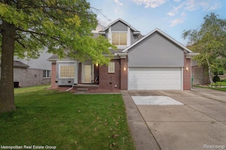 24838 Jennifer Dr, Flat Rock, MI 48134