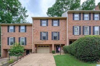 2418 Richelieu Ln, Birmingham, AL 35216