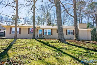 1801 Pinehurst St SW, Hartselle, AL 35640