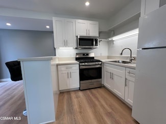 1666 Stoddard Ave, Thousand Oaks, CA 91360