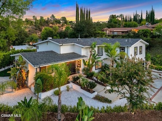 19410 Shenango Dr, Tarzana, CA 91356