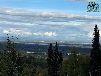 1528 Alderwood Dr, Fairbanks, AK 99709