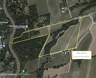 100 Calvary Rd, Youngsville, LA 70592