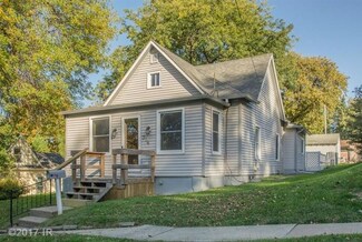 314 E Broadway St, Colfax, IA 50054