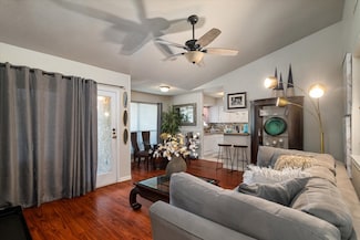 2103 Horizon Trail Unit 3822, Arlington, TX 76011