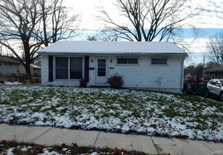 7810 Blandford Dr, Saint Louis, MO 63121