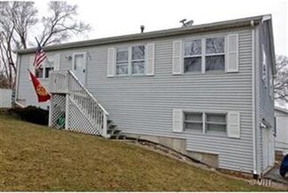 7202 Macarthur Ave, Wonder Lake, IL 60097