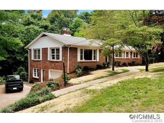 54 Crabapple Ln, Asheville, NC 28804