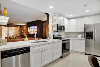 535 Oaks Dr Unit 106, Pompano Beach, FL 33069