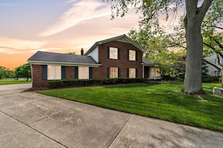 36201 Trenton Ct, Farmington Hills, MI 48335